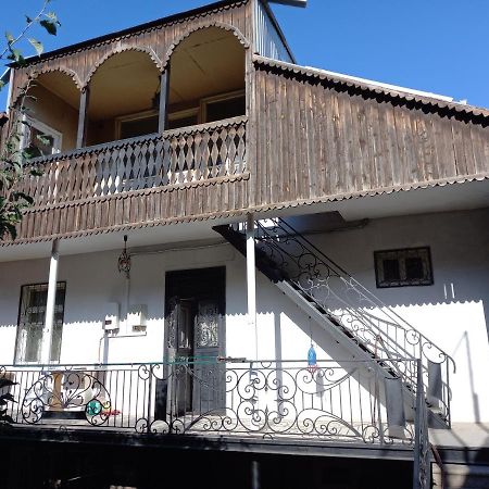 H.A.S.K Bed & Breakfast Gyumri Bagian luar foto