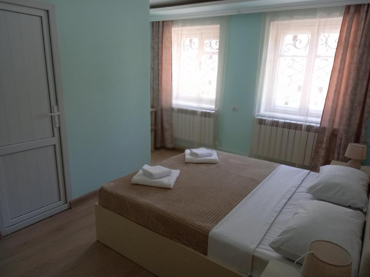 H.A.S.K Bed & Breakfast Gyumri Bagian luar foto